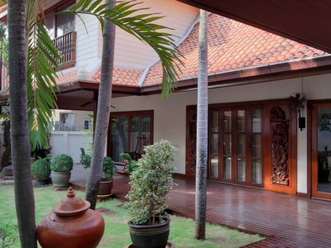 3 bedrooms house in Jomtien