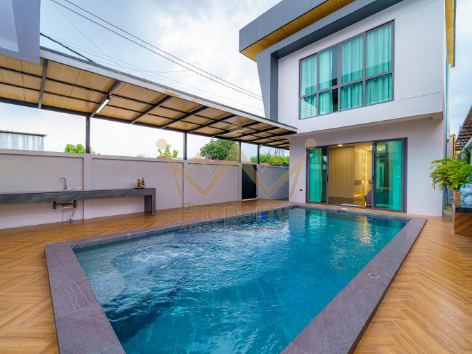 Private pool villa