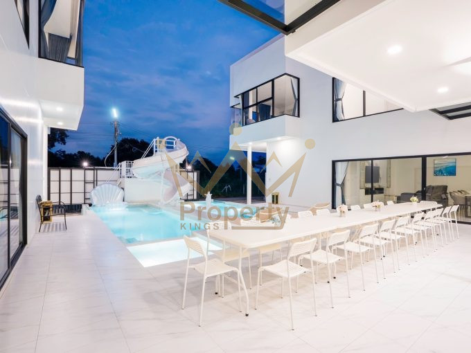 Pool Villa Jomtien 14 bedrooms
