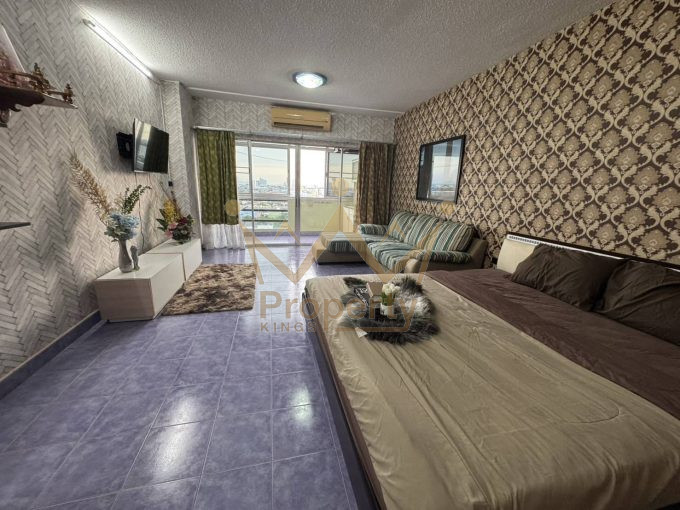 Pattaya Plaza Condotel Studio for sale