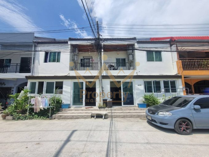 Commercial Building for sale