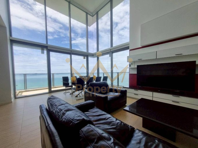 Northpoint Condominium Wongamat Duplex for rent